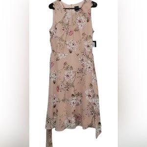 NWT Floral Jessica Howard Dress